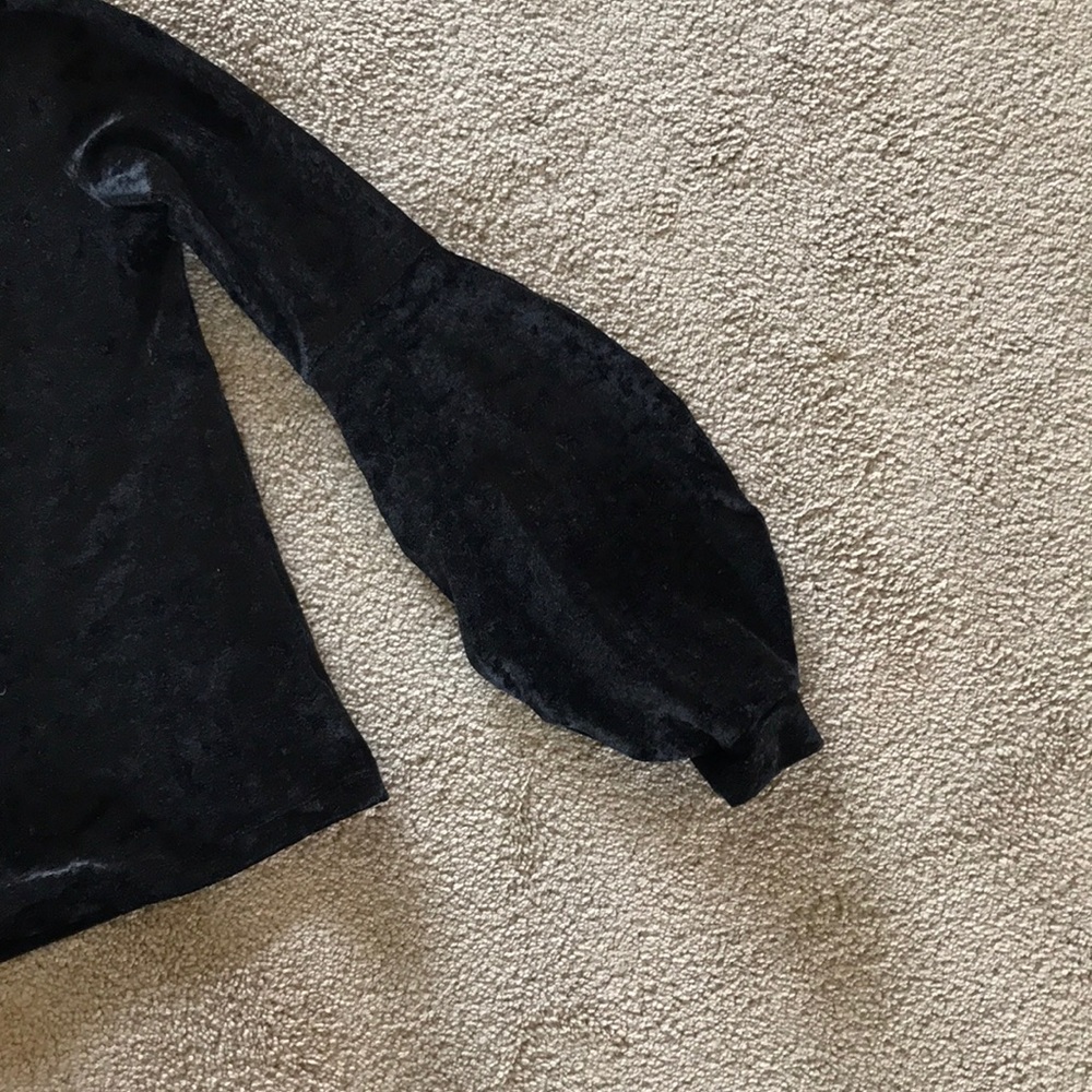 Crush velvet bell sleeve top
